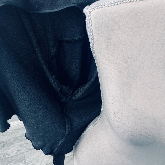 Theory Grey Ruffle Cape Off Shoulder Wrap Cardigan Coat - Picture 7 of 7